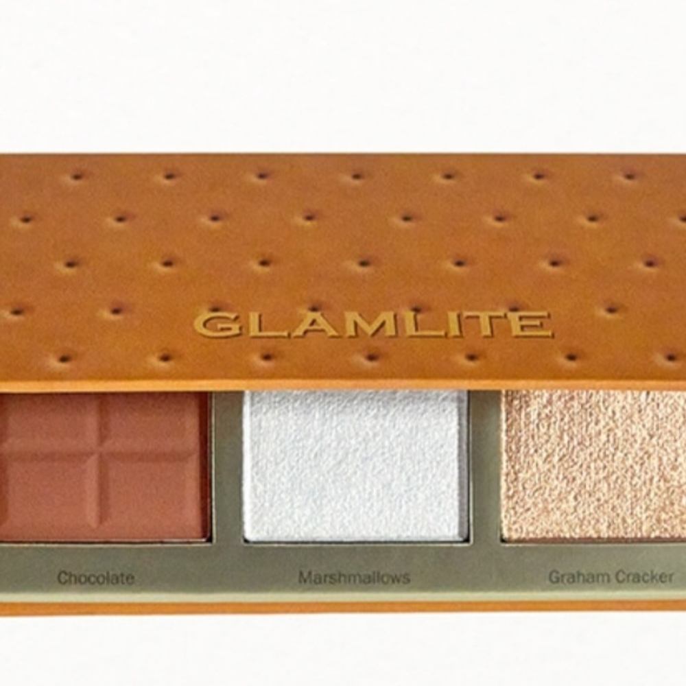 Highlighter/Bronzer/Contour Palette by Glamlite